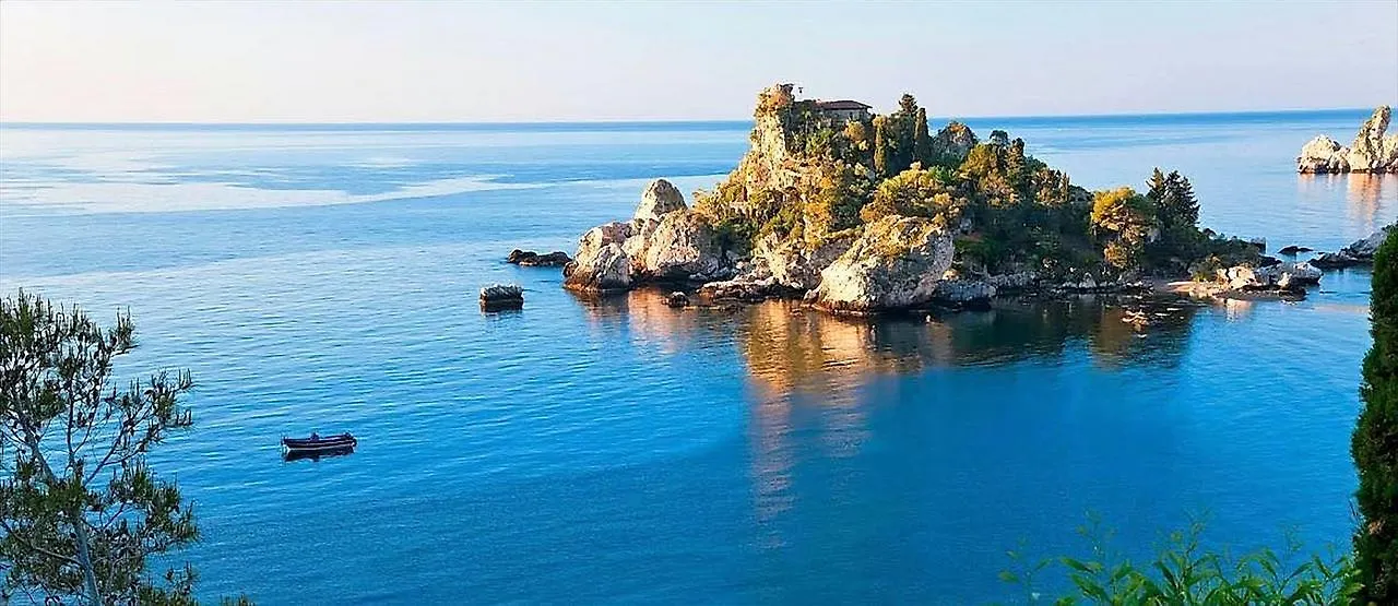 Taormina Beach Giardini Naxos